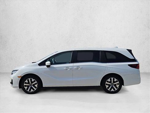 Used 2026 Honda Odyssey EX-L image 9