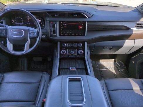 Used 2023 GMC Yukon Denali image 14
