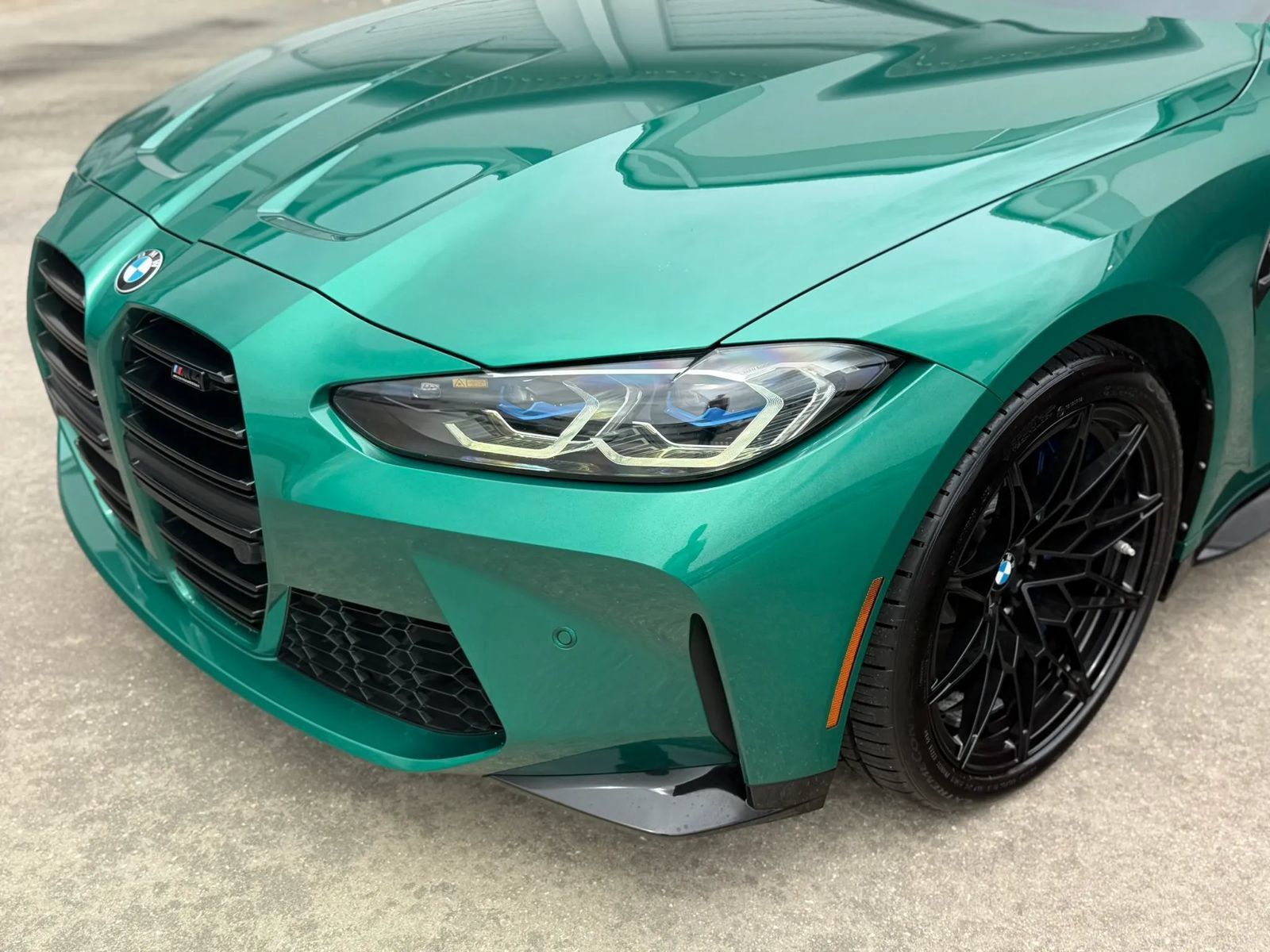 Used 2024 BMW M4 Competition w/ Executive Package RWD image 2