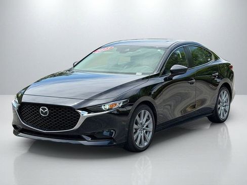 Used 2023 MAZDA MAZDA3 s FWD image 3