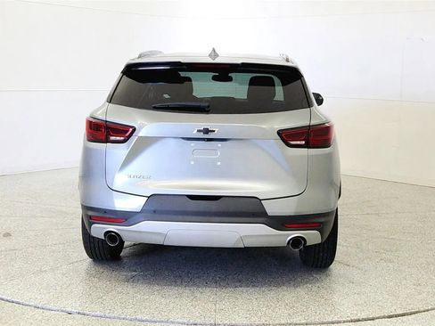 Used 2024 Chevrolet Blazer LT w/ Convenience Package FWD image 6