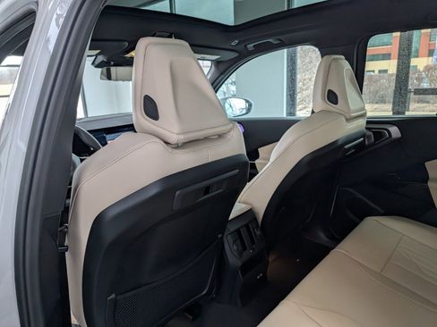 New 2026 BMW X3 xDrive30 w/ Premium Package image 12