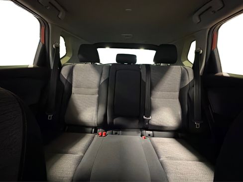 Used 2023 Nissan Rogue SV AWD/4WD image 39