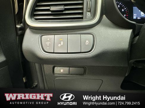 Used 2019 Kia Sorento LX image 23