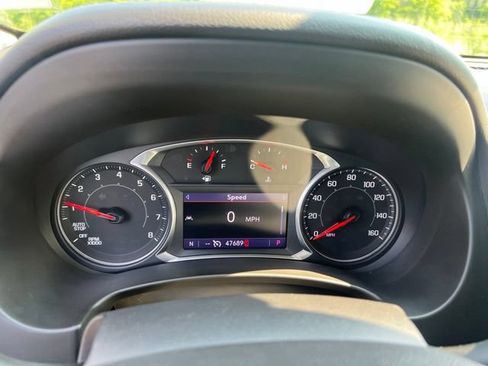 Used 2022 GMC Terrain SLT FWD image 16