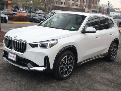 Certified 2023 BMW X1 xDrive28i w/ Convenience Package image 4
