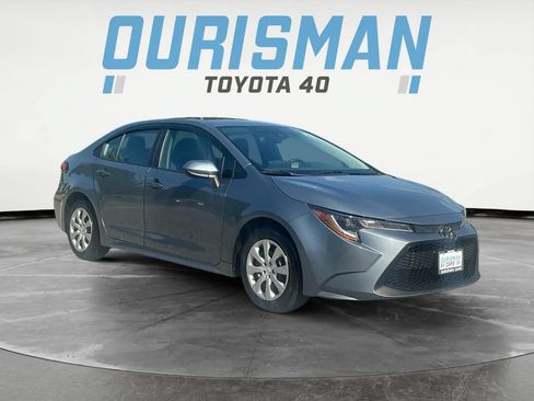 Used 2022 Toyota Corolla LE FWD image 1