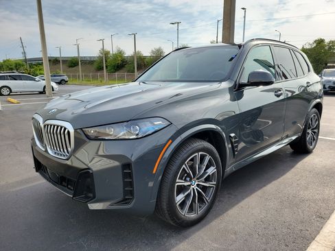 Used 2024 BMW X5 sDrive40i w/ M Sport Package RWD image 1