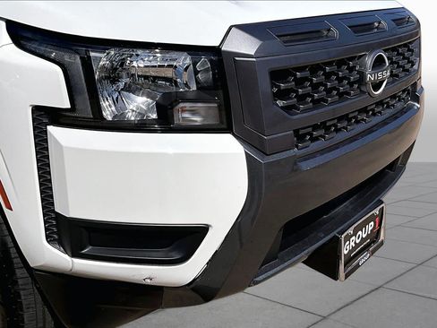 Certified 2025 Nissan Frontier SV RWD image 51