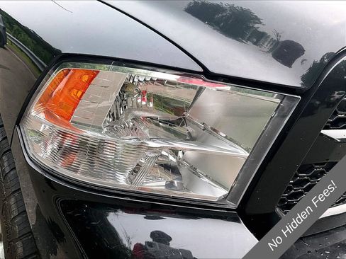 Used 2018 RAM 1500 Express w/ Express Value Package AWD/4WD image 21