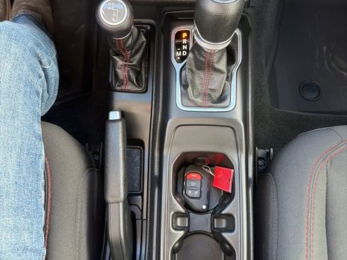 Used 2023 Jeep Gladiator Rubicon w/ Cold Weather Group image 26