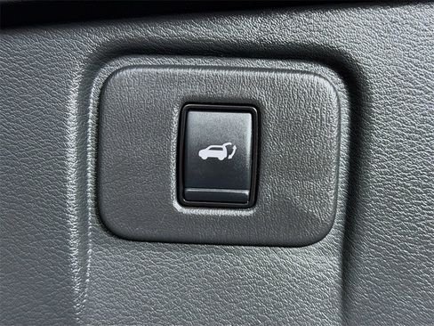 Certified 2023 Nissan Murano Platinum w/ Cargo Package image 33