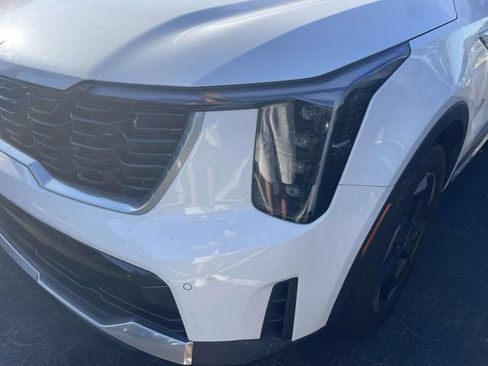 Used 2025 Kia Sorento EX w/ EX Panoramic Sunroof Package AWD/4WD image 6