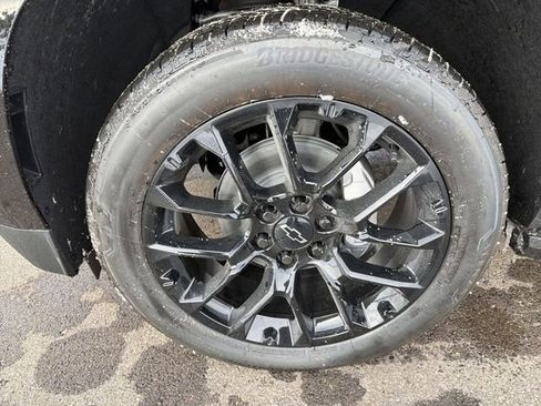 New 2026 Chevrolet Suburban LS w/ LPO, Dark Essentials Package image 18