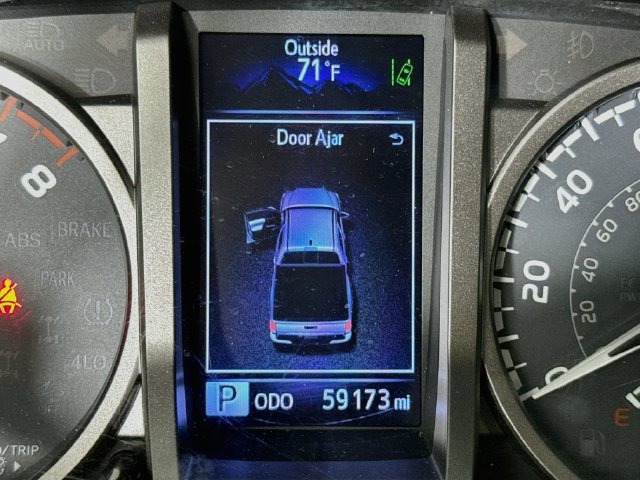 Used 2019 Toyota Tacoma SR5 RWD image 13