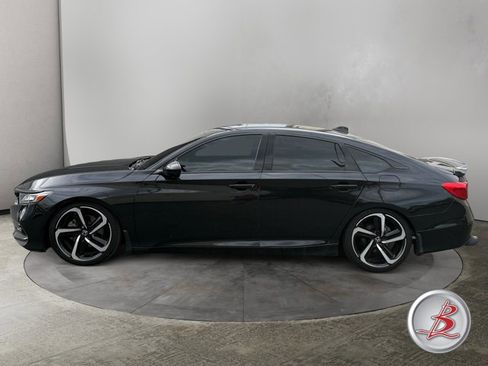 Used 2020 Honda Accord Sport image 4