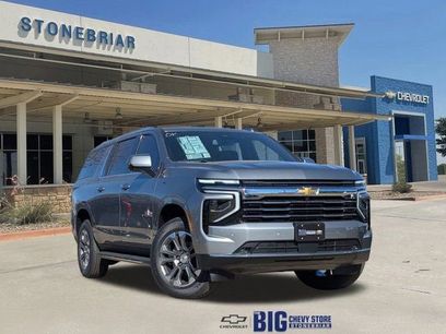 New 2026 Chevrolet Suburban LT w/ Comfort Package