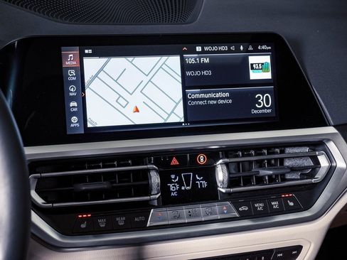 Used 2023 BMW 440i xDrive Coupe w/ Premium Package image 23