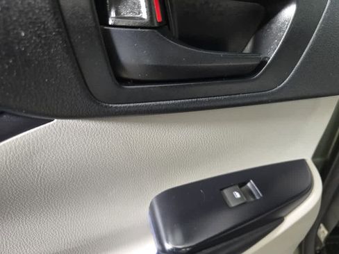 Used 2018 Toyota Highlander Plus image 22