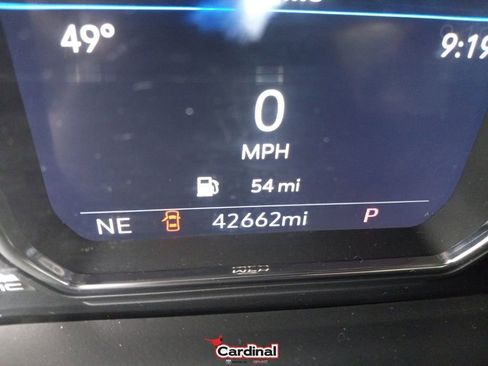 Used 2021 GMC Yukon SLE image 36