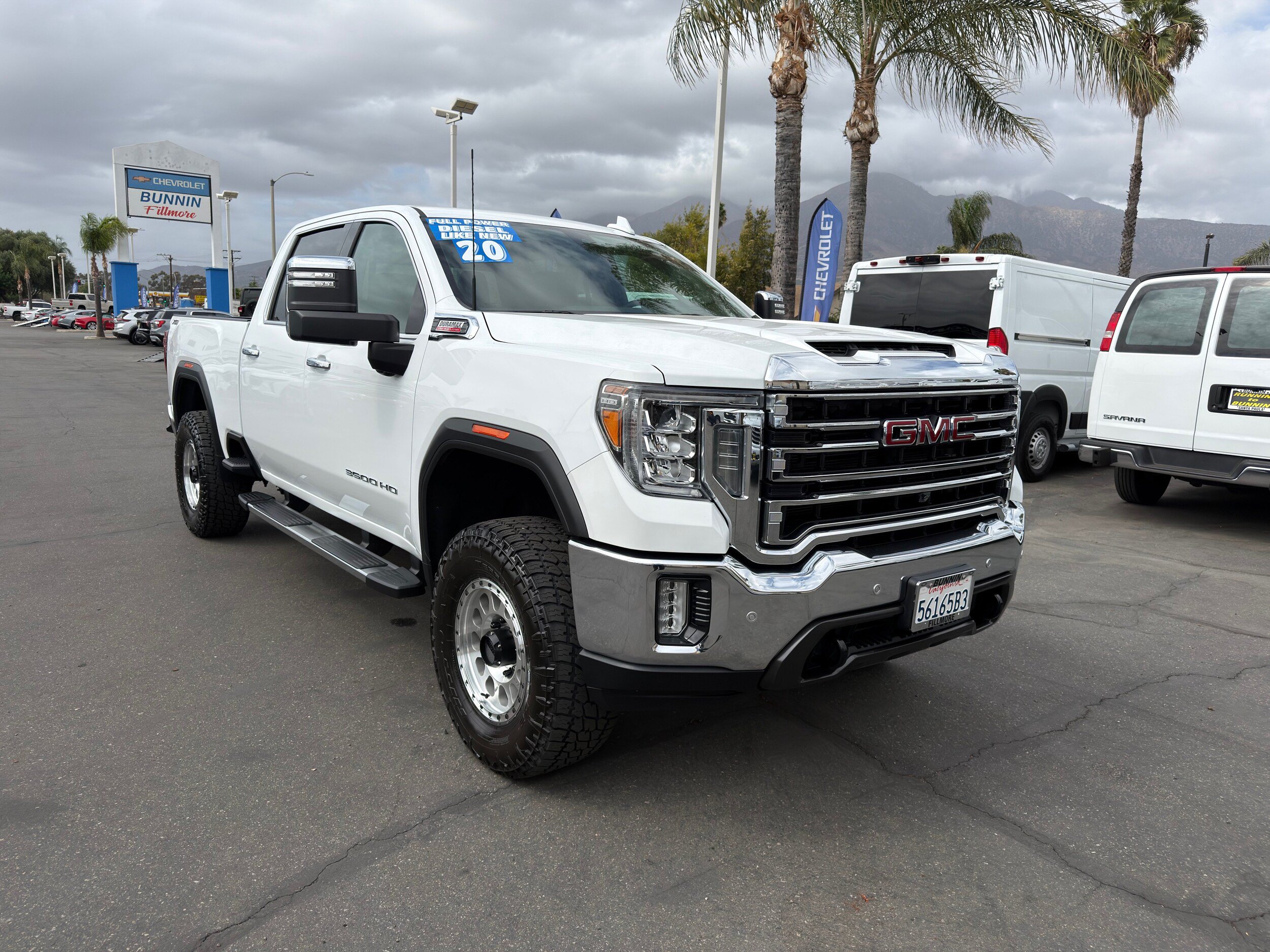 Used 2020 GMC Sierra 3500 SLT w/ SLT Premium Plus Package AWD/4WD image 2