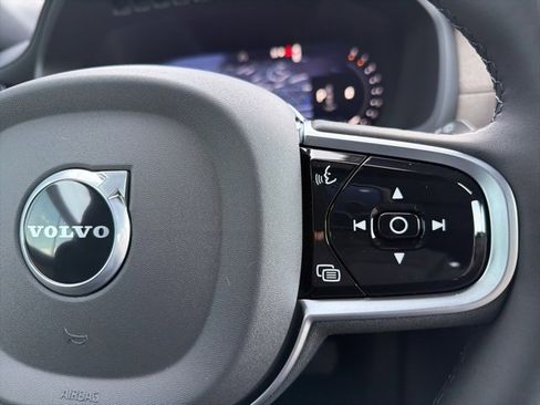 New 2026 Volvo XC90 B6 Plus w/ Protection Package Premier image 20