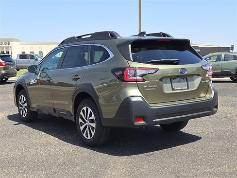 New 2025 Subaru Outback Premium image 3
