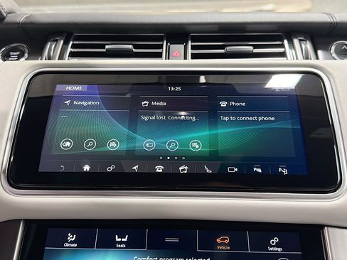 Used 2021 Land Rover Range Rover SV Autobiography Dynamic image 30