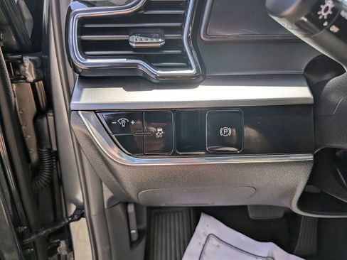Used 2023 Kia Sportage EX FWD image 27