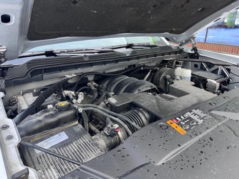 Used 2018 Chevrolet Silverado 1500 LTZ Z71 w/ LTZ Plus Package image 9