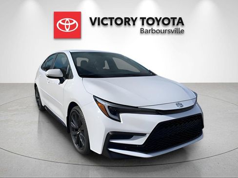 New 2026 Toyota Corolla SE image 3