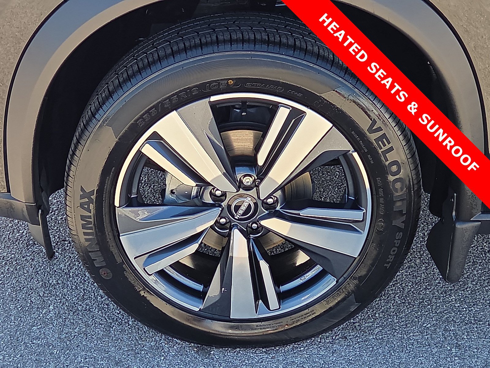Used 2023 Nissan Rogue Platinum w/ Platinum Premium Package FWD image 7