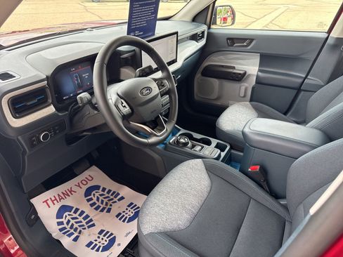 Certified 2025 Ford Maverick XLT w/ XLT Luxury Package FWD image 21