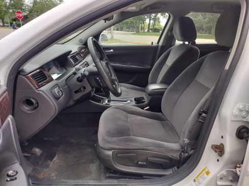 Used 2013 Chevrolet Impala LT FWD image 13