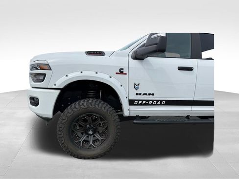 New 2025 RAM 2500 Big Horn AWD/4WD image 25
