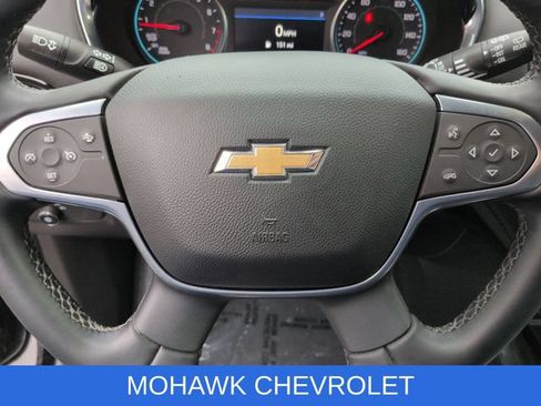 Used 2023 Chevrolet Traverse LT AWD/4WD image 12