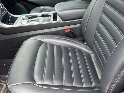 Used 2024 Ford Edge SEL w/ Convenience Package AWD/4WD image 7