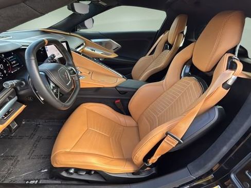 Used 2023 Chevrolet Corvette Stingray w/ Z51 Performance Package image 17