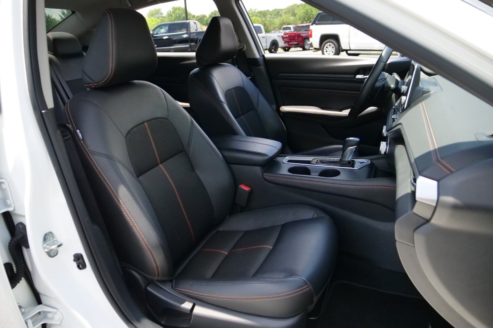Used 2020 Nissan Altima 2.5 SR FWD image 29