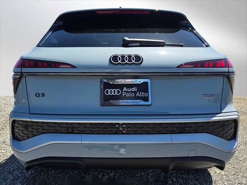 New 2026 Audi Q3 quattro 2.0T AWD/4WD image 4