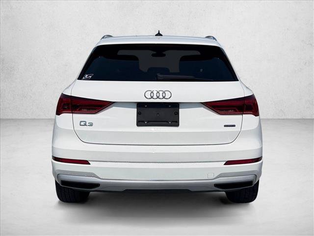 Used 2021 Audi Q3 2.0T Premium AWD/4WD image 7