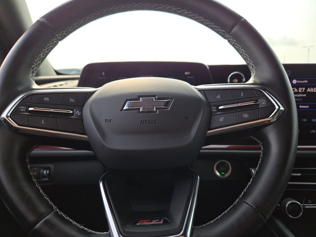 Used 2024 Chevrolet Traverse Z71 w/ LPO, Floor Liner Package AWD/4WD image 33