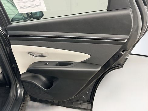 Used 2023 Hyundai Tucson SEL w/ Convenience Package image 32