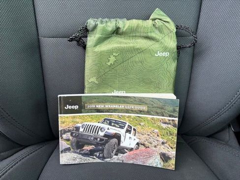 Used 2019 Jeep Wrangler Unlimited Sport S AWD/4WD image 30