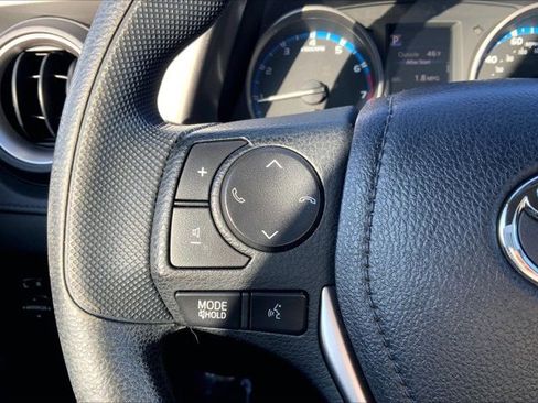 Used 2018 Toyota RAV4 LE w/ All Weather Liner Package image 18