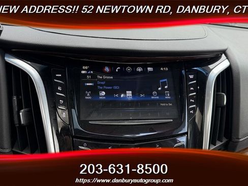 Used 2019 Cadillac Escalade ESV Luxury AWD/4WD image 20