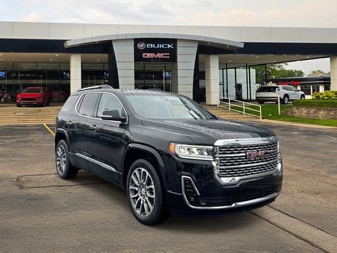 Used 2023 GMC Acadia Denali image 1