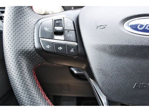 Used 2023 Ford Escape ST-Line w/ Tech Pack #1 FWD image 18