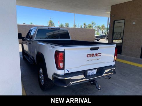 Certified 2025 GMC Sierra 3500 Pro AWD/4WD image 6