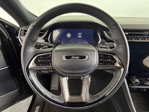 Used 2023 Jeep Grand Cherokee Overland w/ Adv Protech Group III image 10